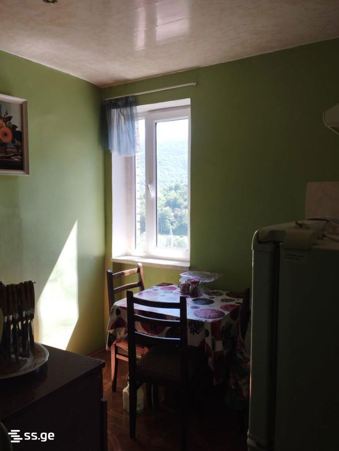 3 Room Flat For Sale view 3