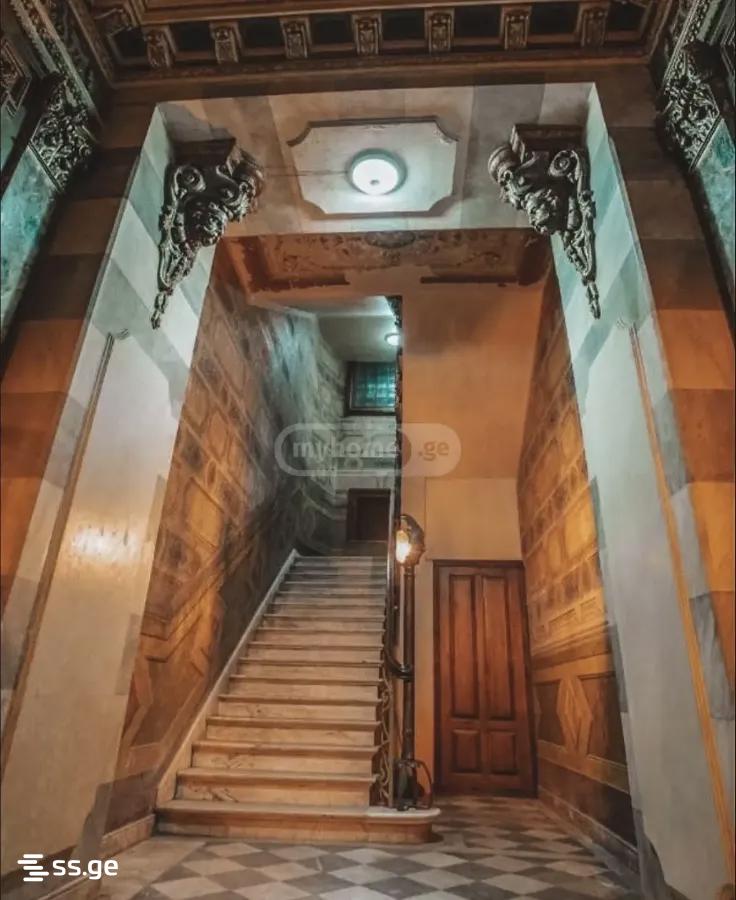1 Room Flat Daily Rent. Chugureti view 5