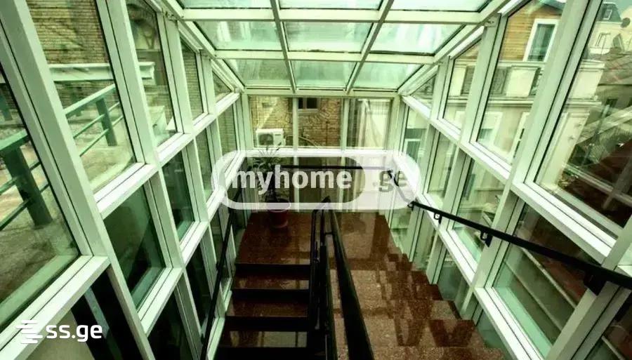 10 Room Hotel For Sale view 17