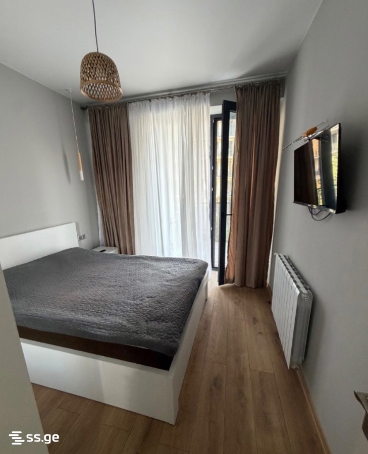 2 Room Flat Daily Rent. Mukhiani view 1