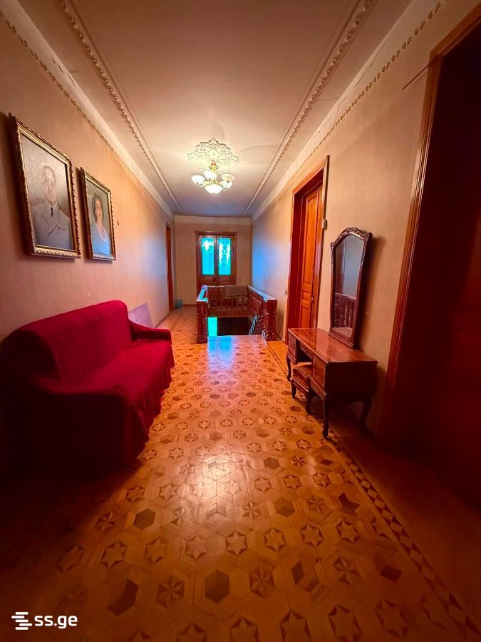 Продажа 12-комната Частный дом view 5