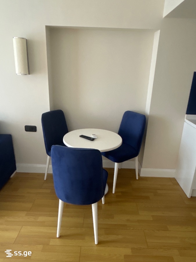 2 room Flat For Sale. Batumi - Aanzicht 4