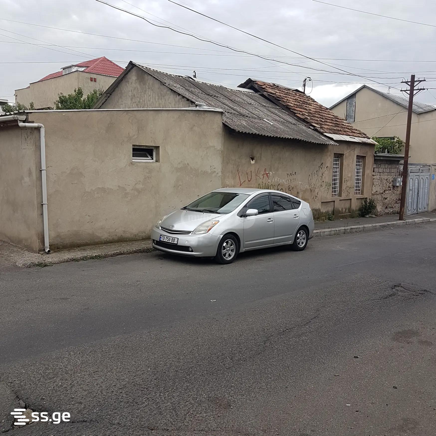 4 Room Private House For Sale view 3
