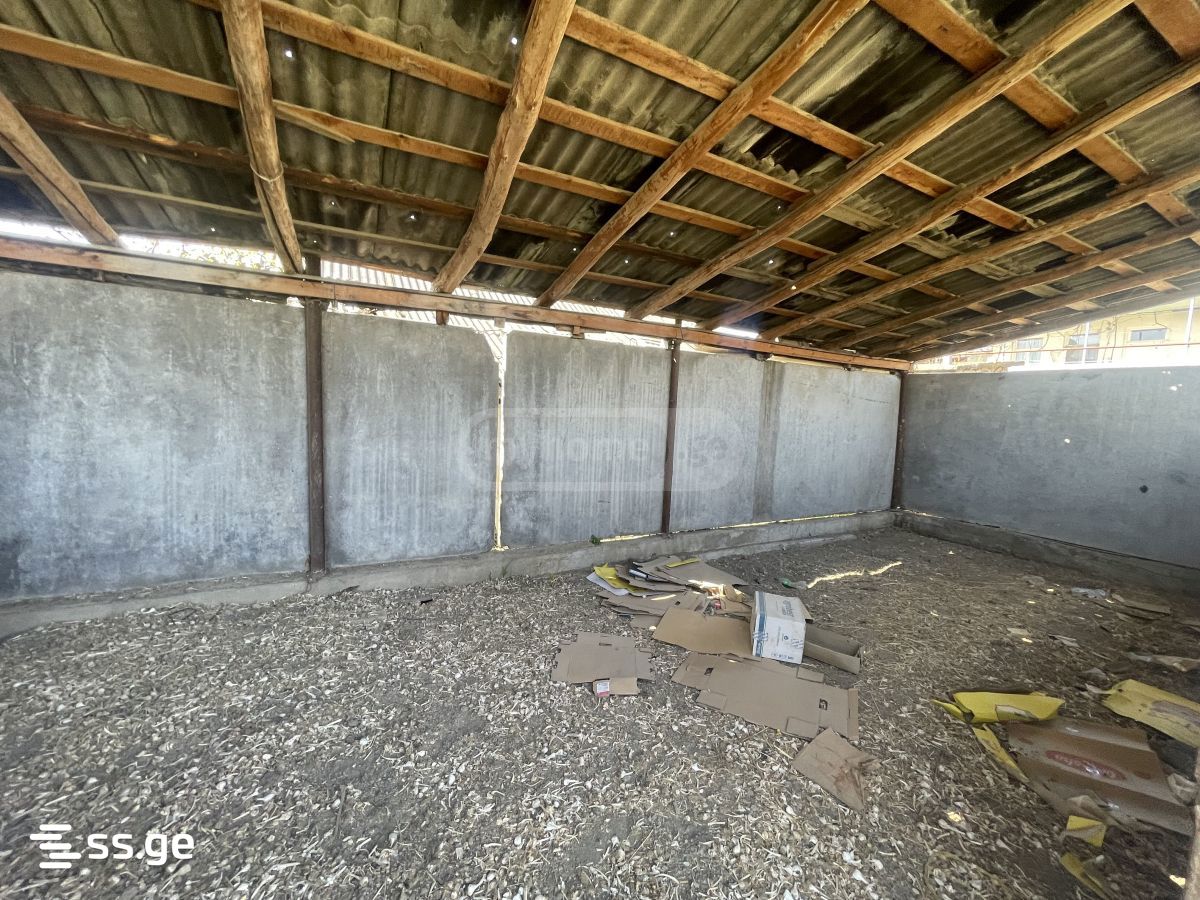 Commercial Space For Sale. Gori view 7