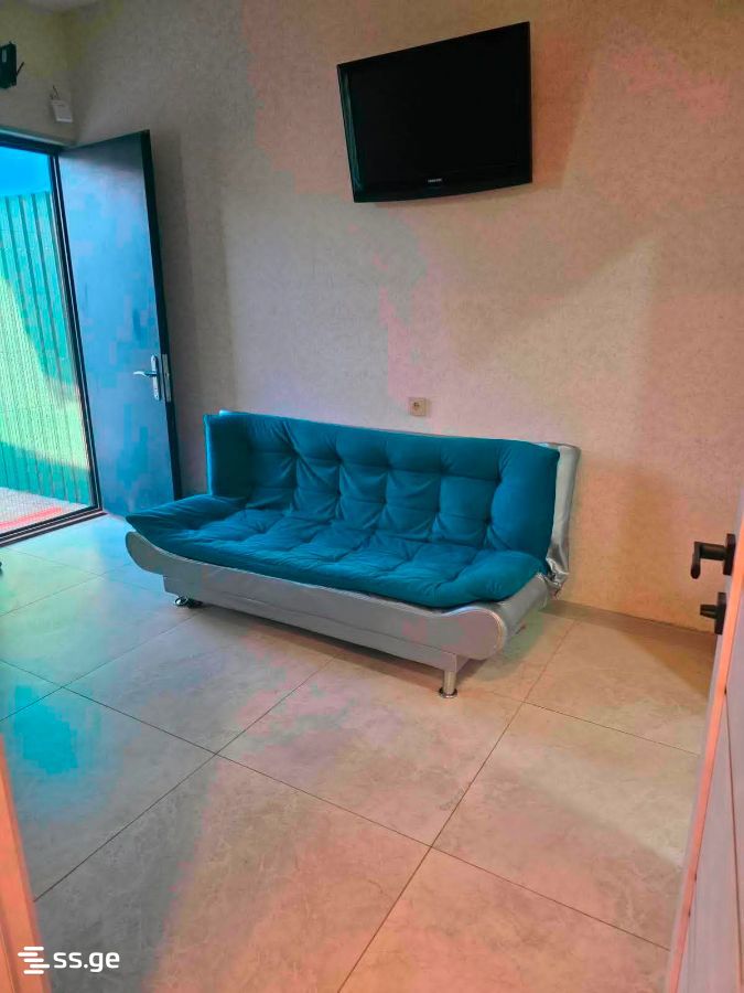 2 Room Private House For Rent. Varketili view 4