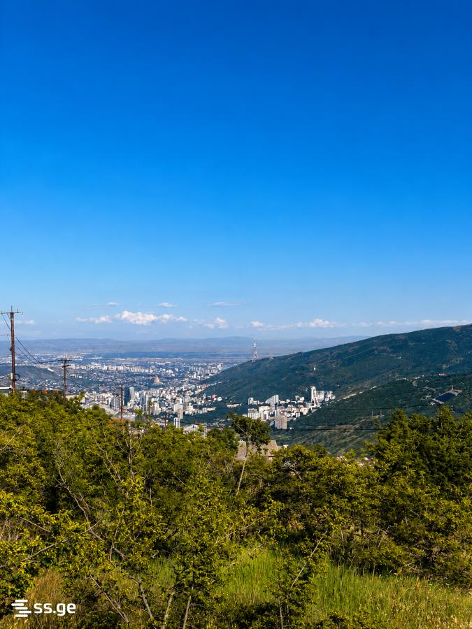 Land For Sale. Napetvrebi view 1