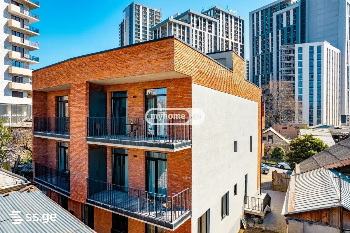 16 Room Hotel For Sale view 42