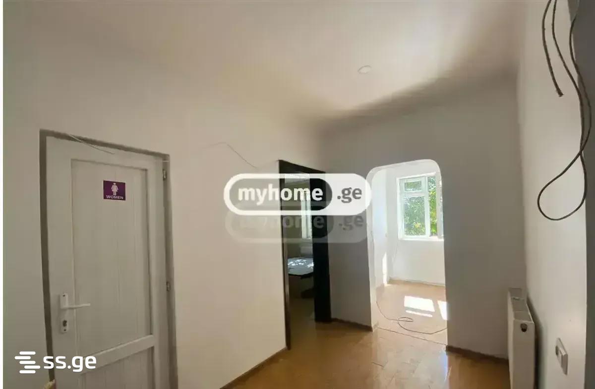 40 Room Hotel For Rent. Gldanula view 15