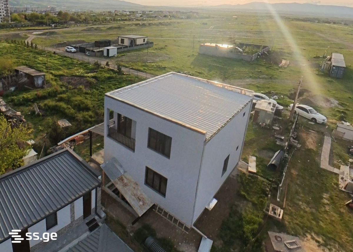 5 Room Private House For Sale view 6