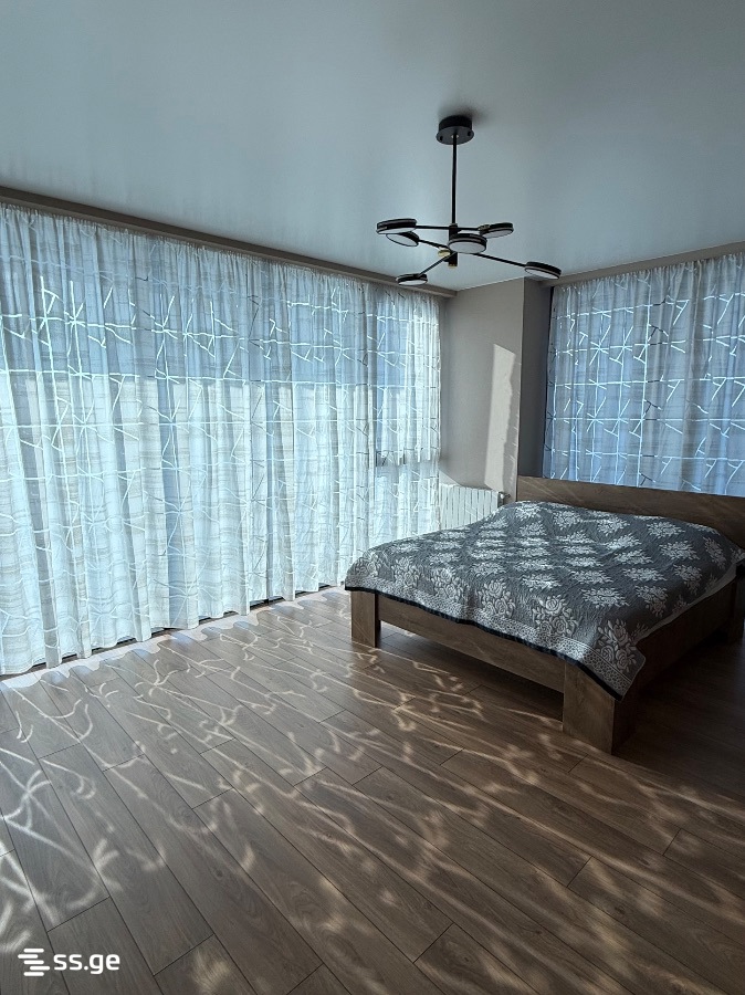 5 Room Flat For Rent. Makhindjauri view 4