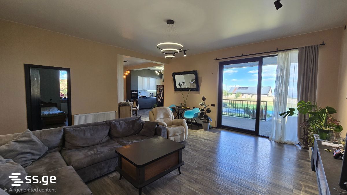 6 Room Private House For Sale view 11