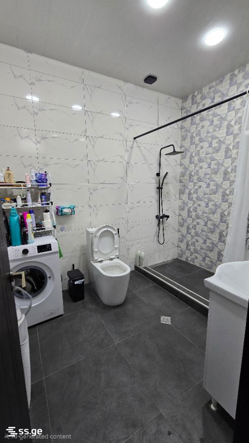 6 Room Private House For Sale view 5