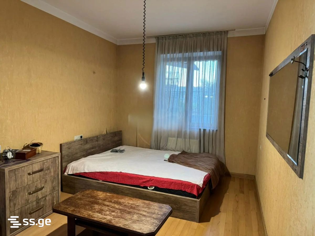 4 room Flat For Sale. Vake – pohled 5