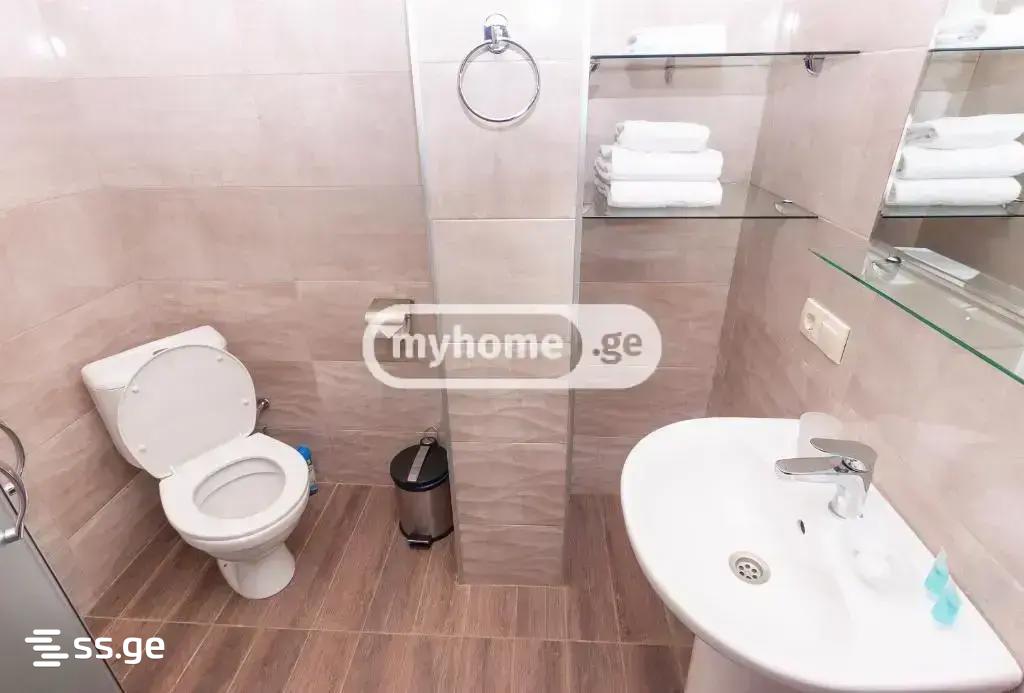 12 Room Hotel For Sale view 7