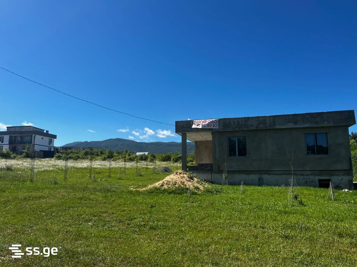 4 Room Private House For Sale view 6