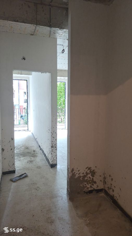 Продажа 2-комната Квартира view 1