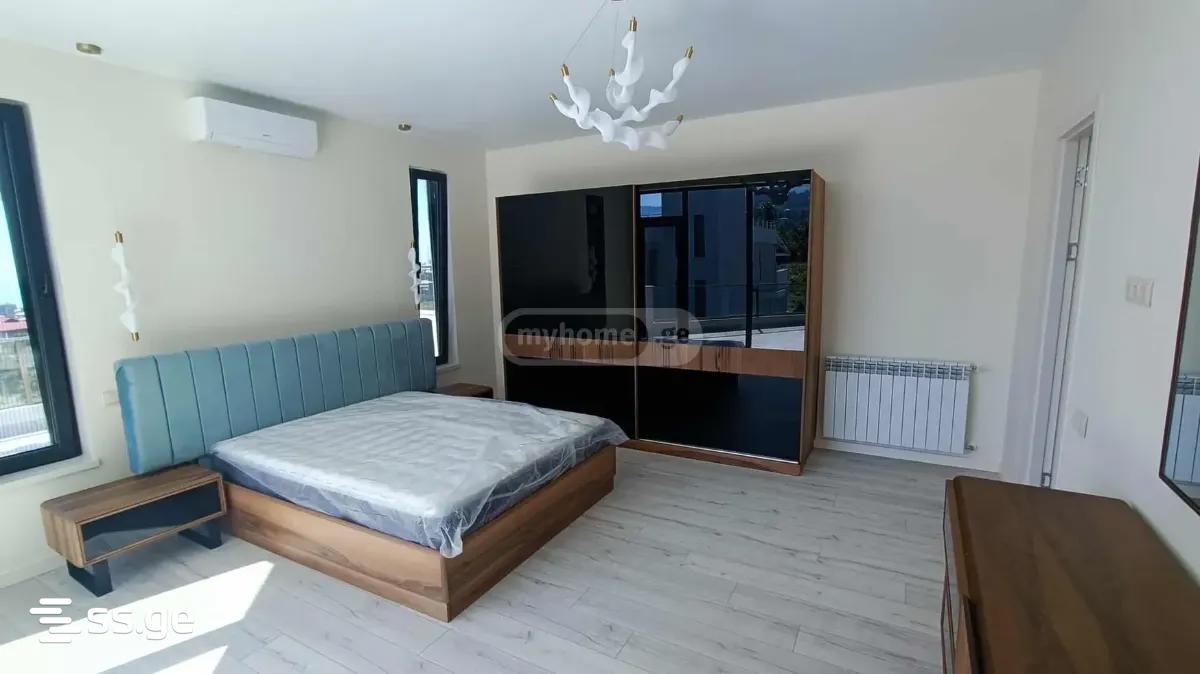 6 Room Private House For Sale view 8