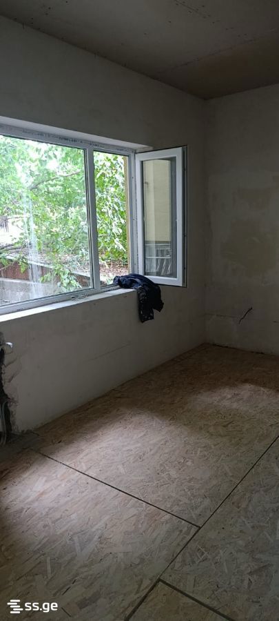 3 Room Flat For Sale, 1 of 4