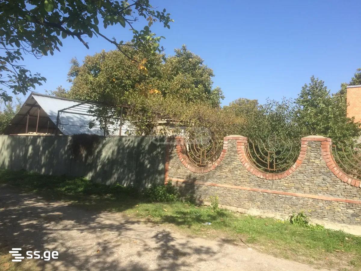 7 Room Private House For Sale view 12
