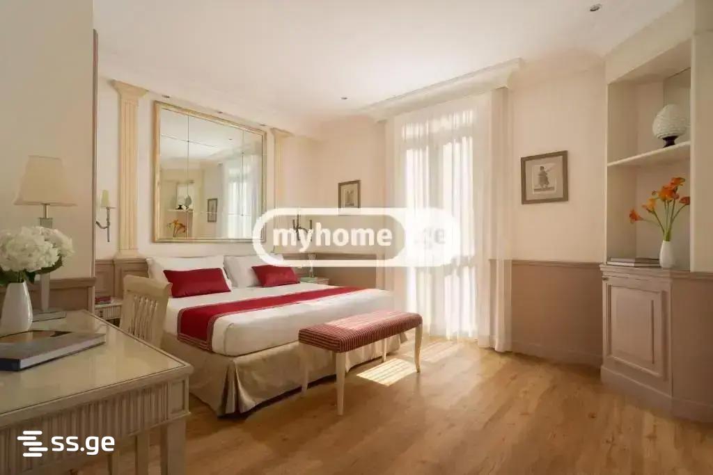 9 Room Hotel For Rent. Sololaki view 13