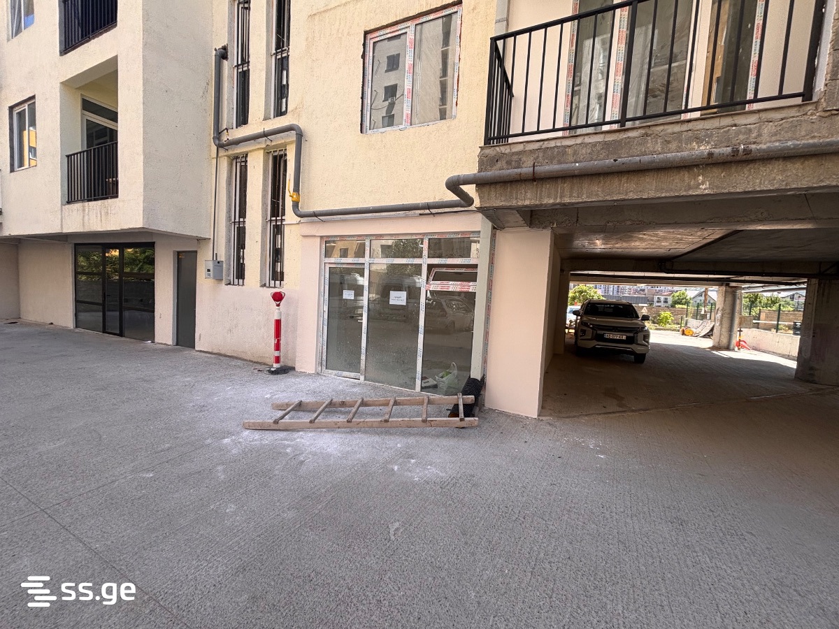 Commercial Space For Rent. Didi Digomi, 1 of 4