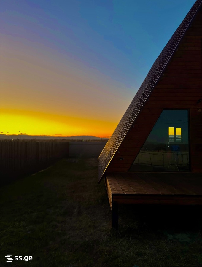 4 Room Summer Cottage Daily Rent. Natakhtari view 3