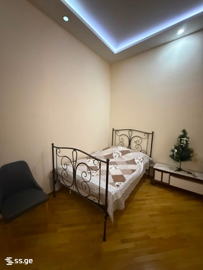 2 Room Private House Daily Rent. Sololaki view 4