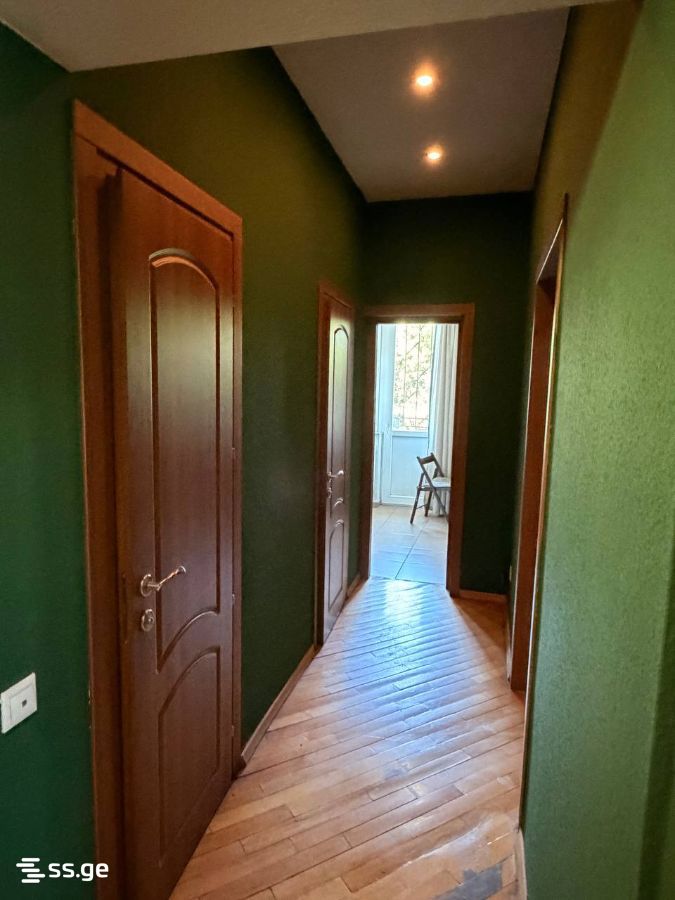 5 room Flat For Sale. Saburtalo - Fler