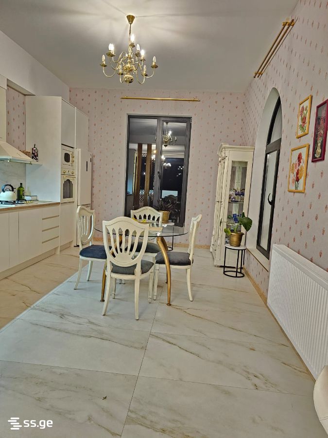 8 Room Summer Cottage For Rent. Lisi Lake view 6