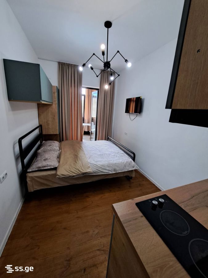 Продажа 2-комната Квартира view 1