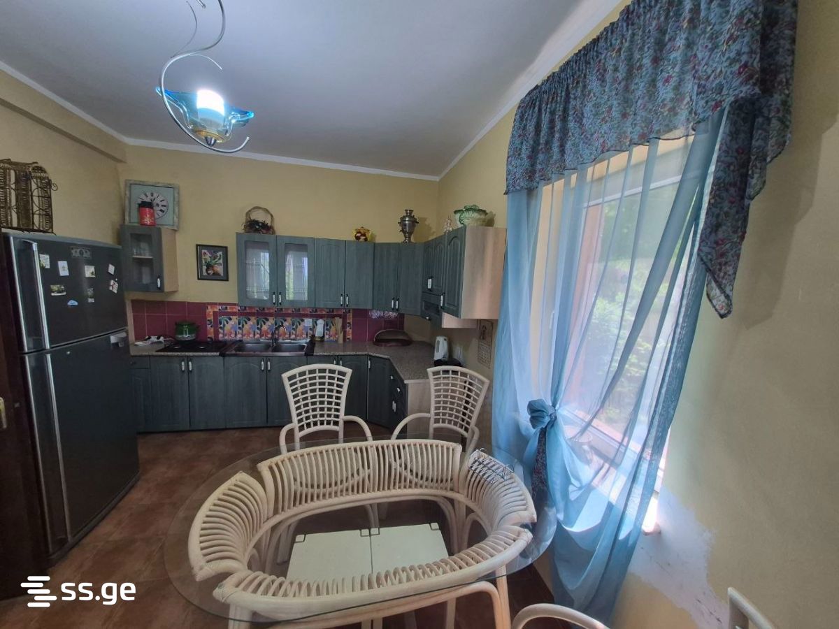 5 Room Private House For Sale view 14