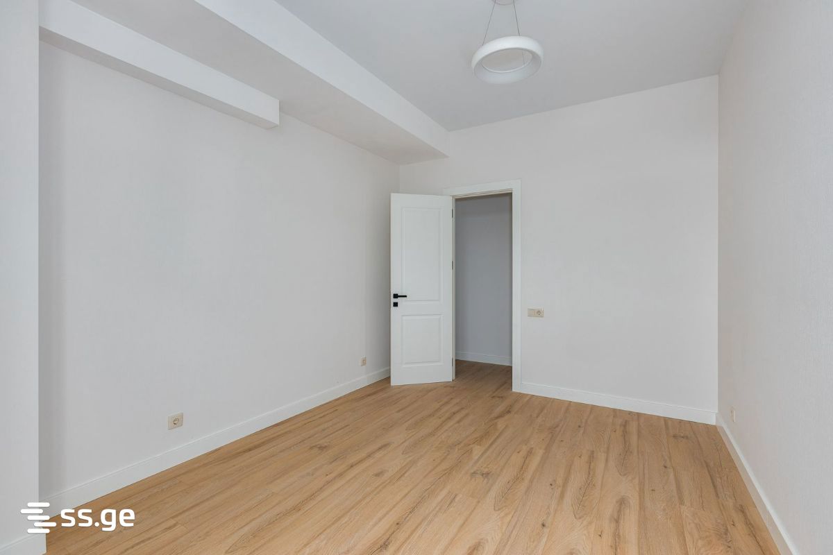 4 room Flat For Sale. Ortachala – pohled 5