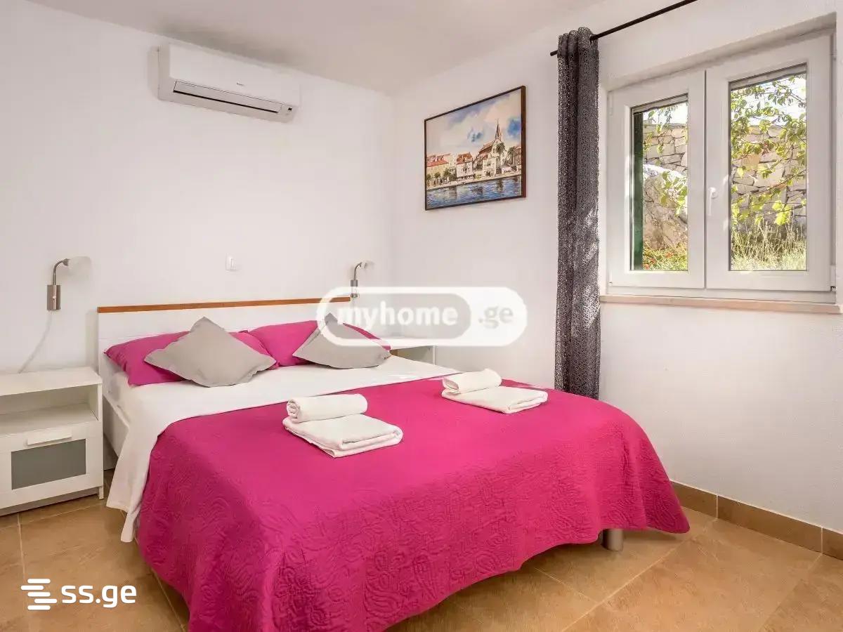 15 Room Hotel For Rent. Avlabari view 14