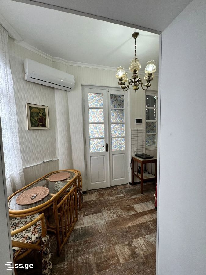 1 Room Private House For Rent. Telavi view 7