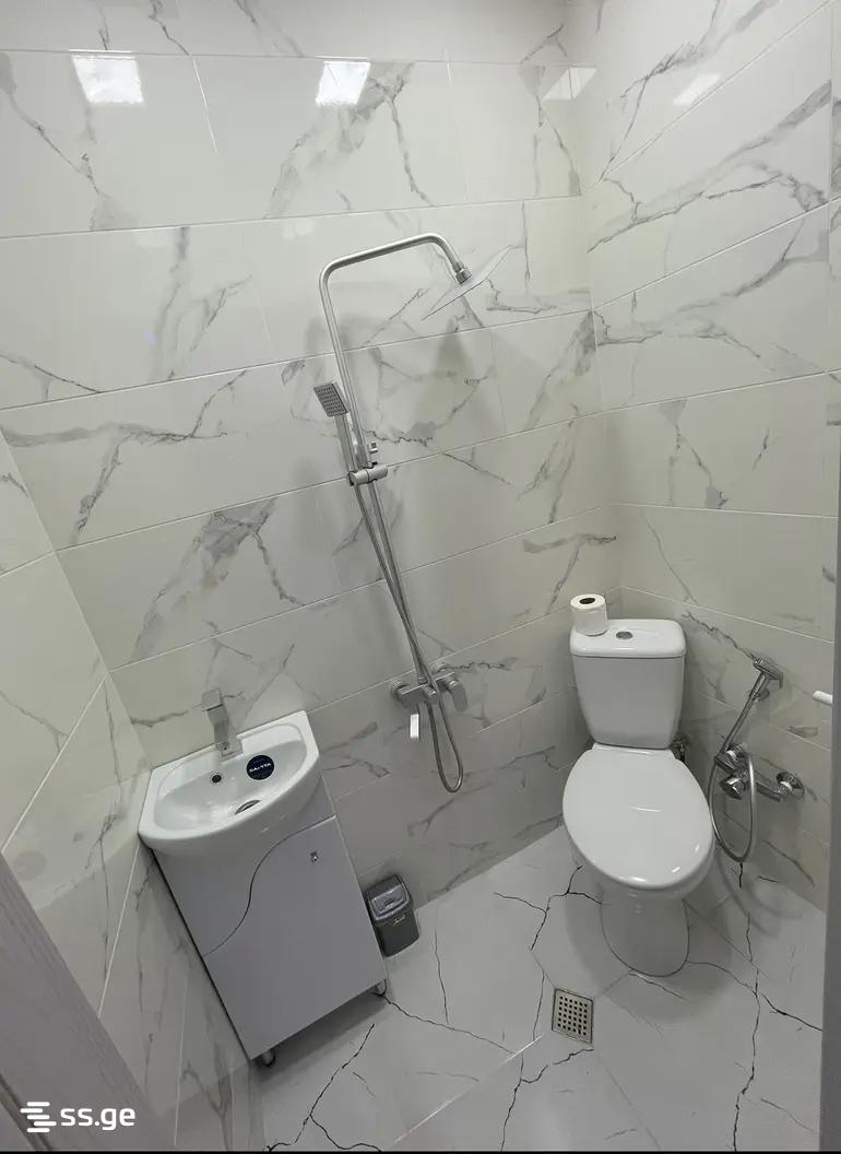 3 room Flat For Rent. Isani - Więcej