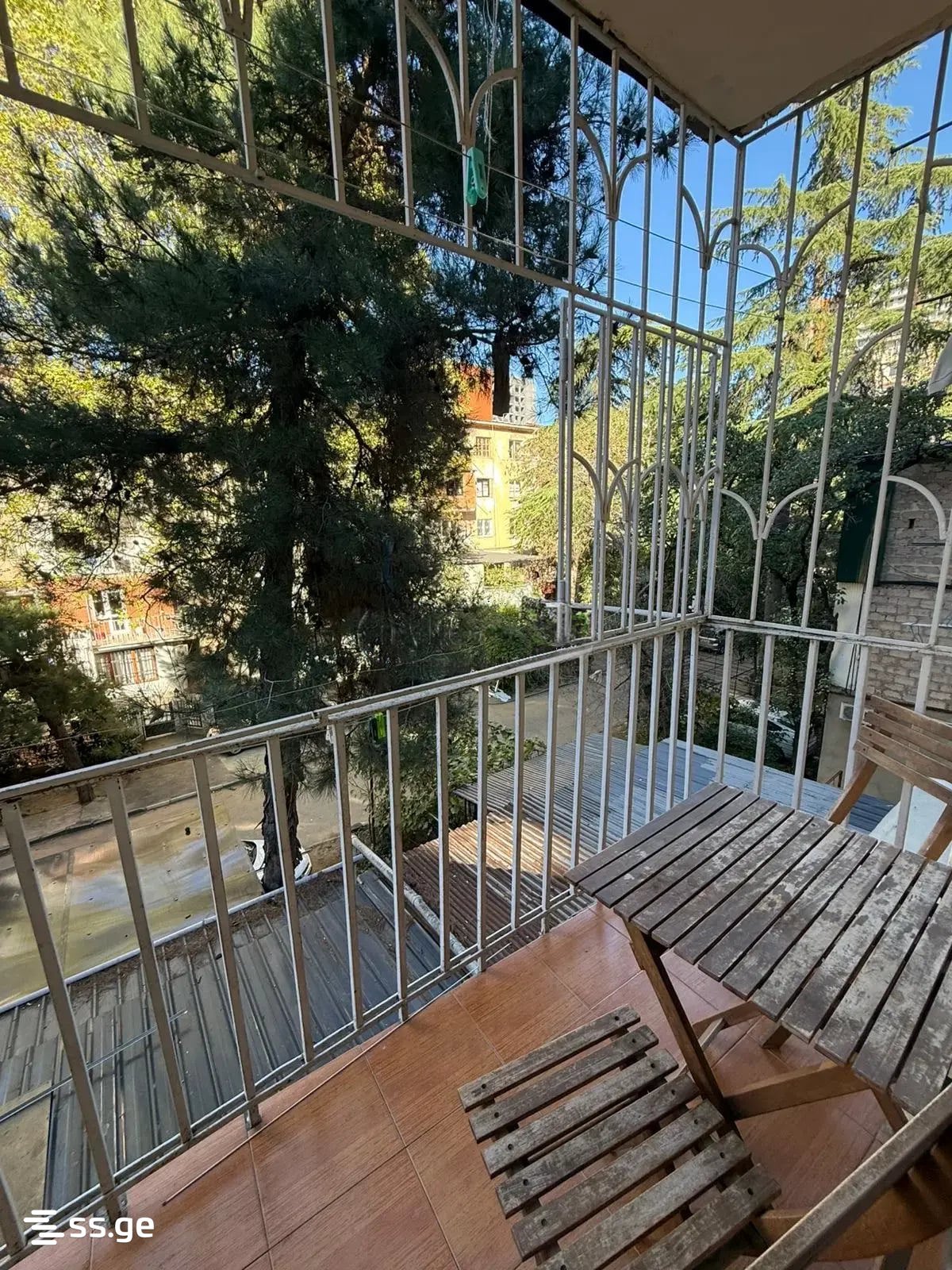 2 room Flat For Rent. Vake - Mehr