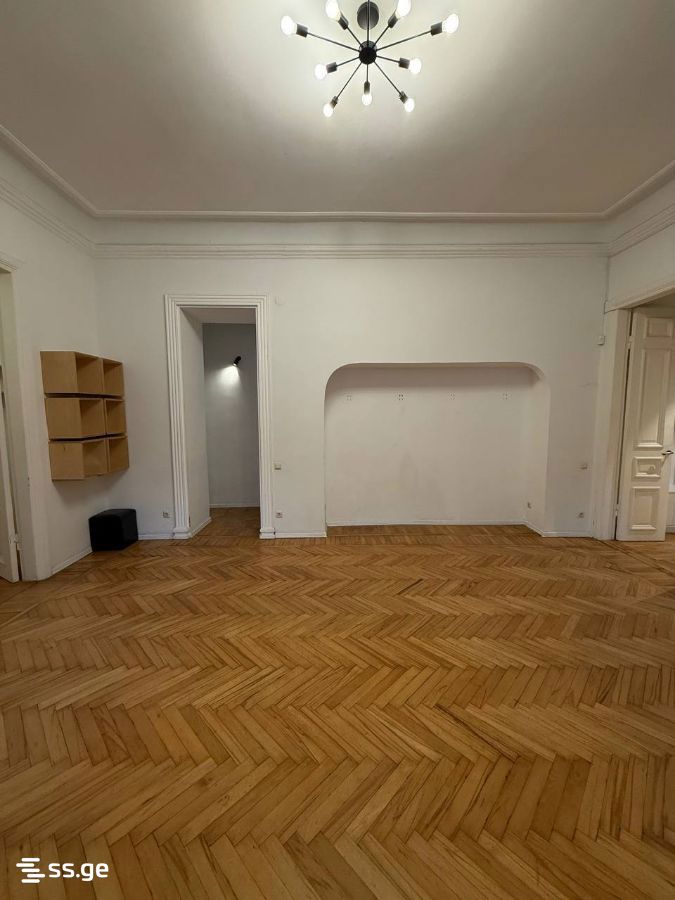 Commercial Space For Rent. Chugureti view 4
