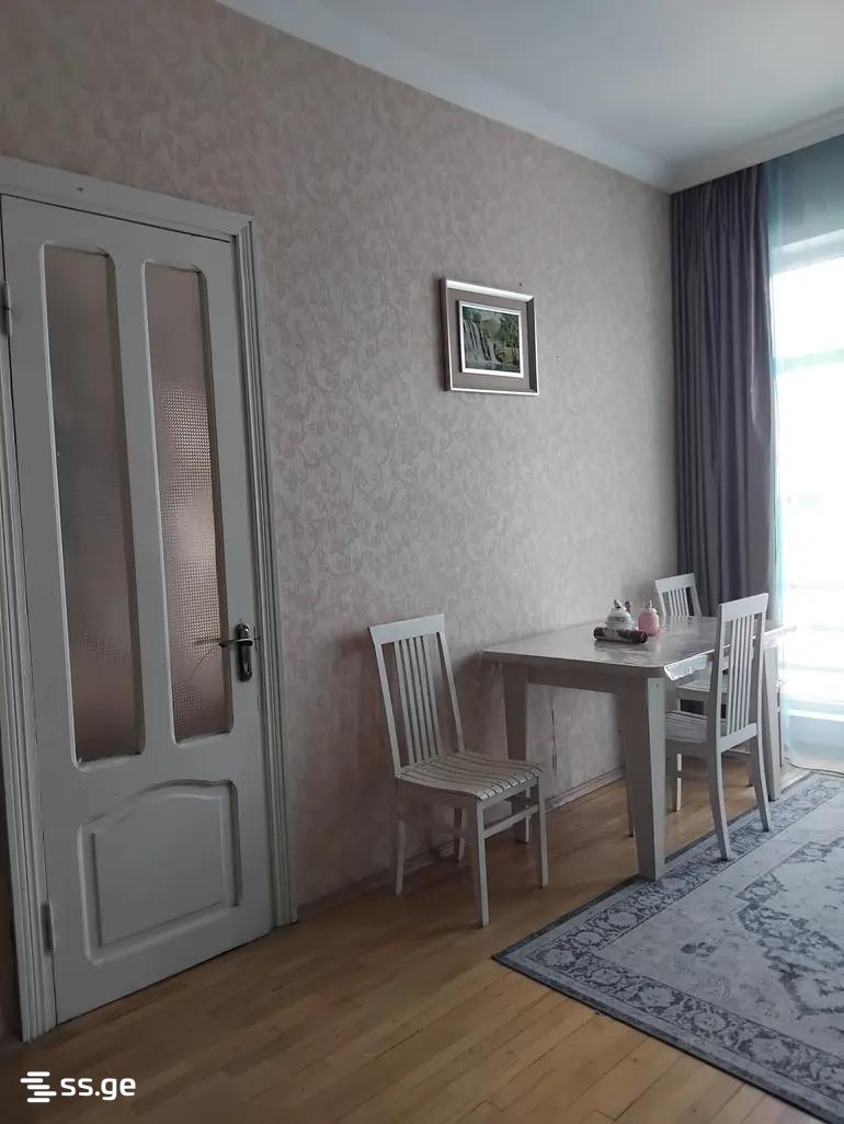 3 room Flat For Rent. Saburtalo - Widok 2