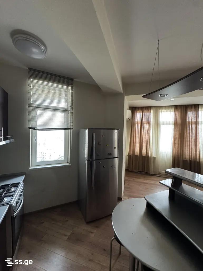 3 room Flat For Rent. Mesame masivi - Mehr
