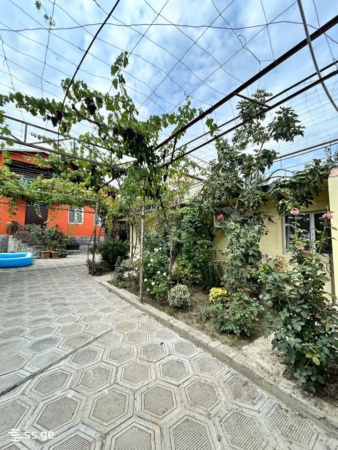 3 Room Private House For Rent. Rustavi view 2