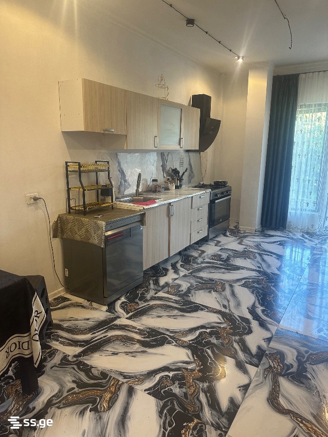 7 Room Private House For Rent. Samgori view 11