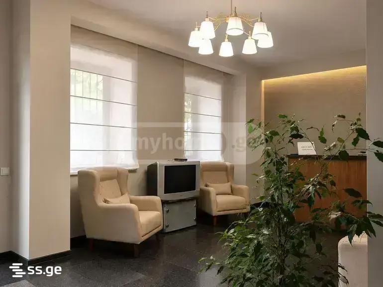 9 Room Hotel For Rent. Vera view 21