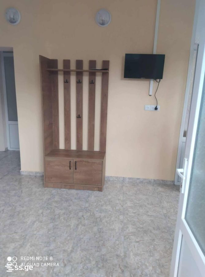 3 Room Flat Daily Rent. Ureki view 6
