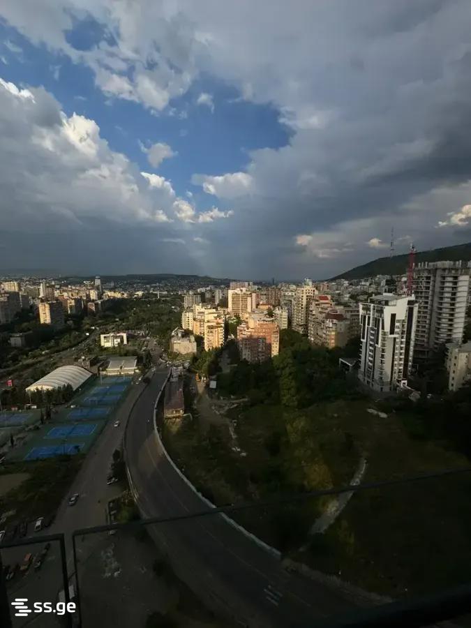2 room Flat For Rent. Vake - Mehr