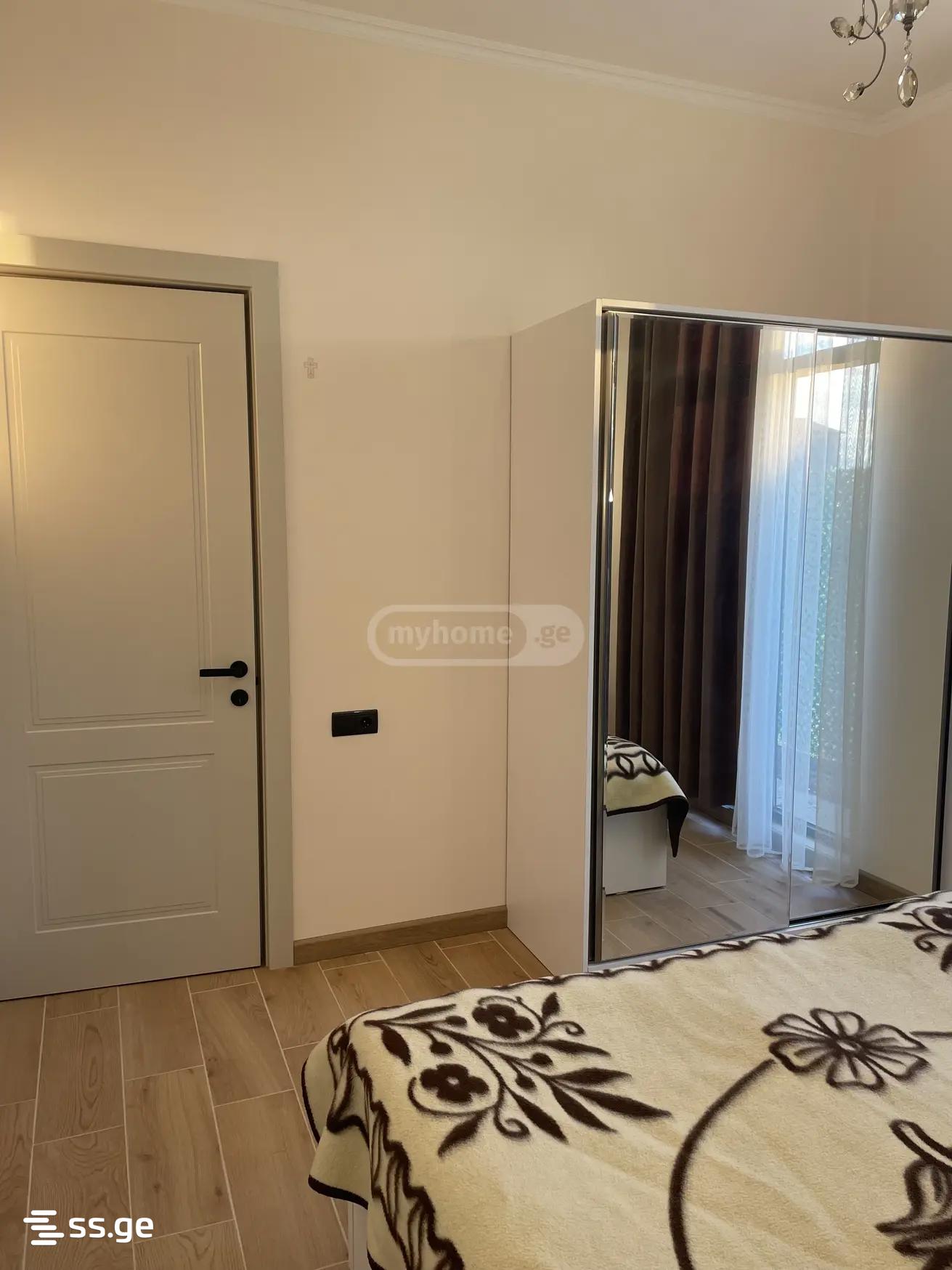 3 Room Summer Cottage For Rent. Kojori view 4