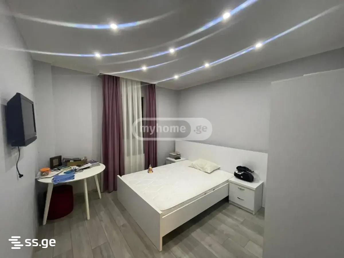 10 Room Private House For Sale view 10