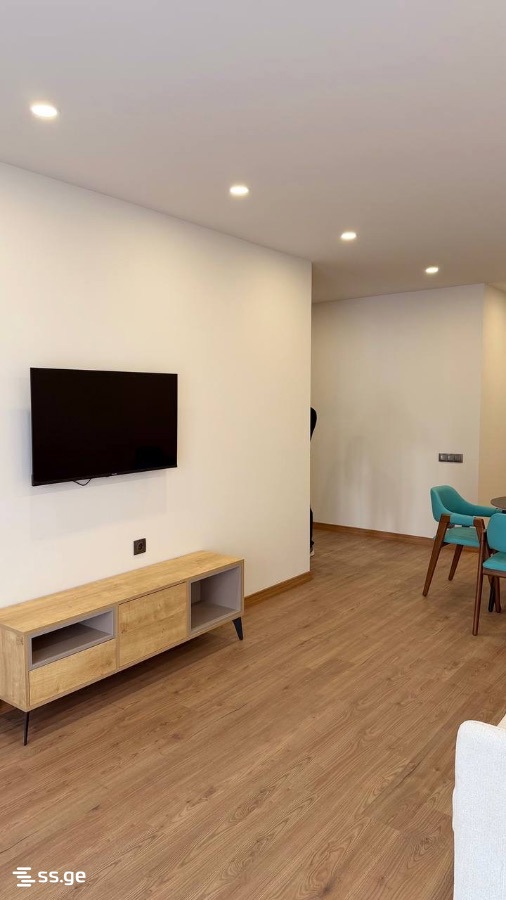 2 room Flat For Sale. Batumi - Widok 4