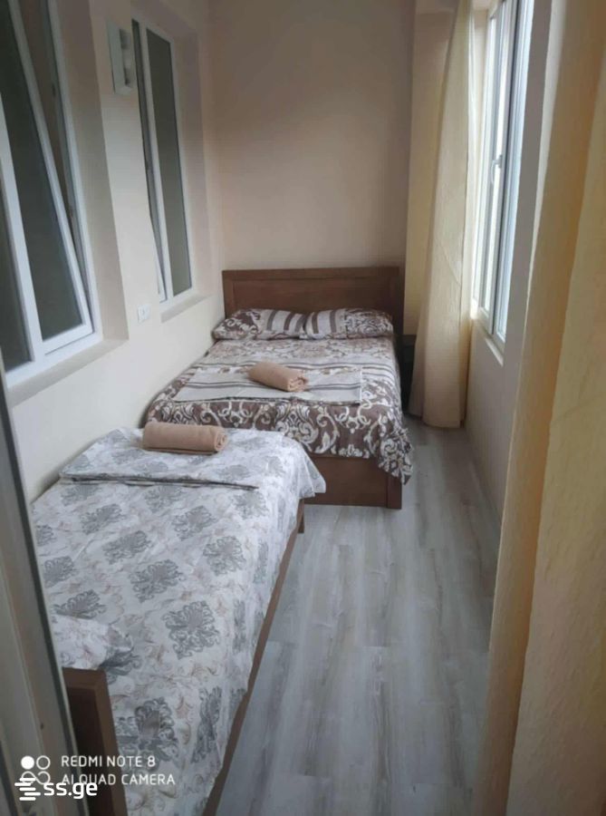 3 Room Flat Daily Rent. Ureki view 1