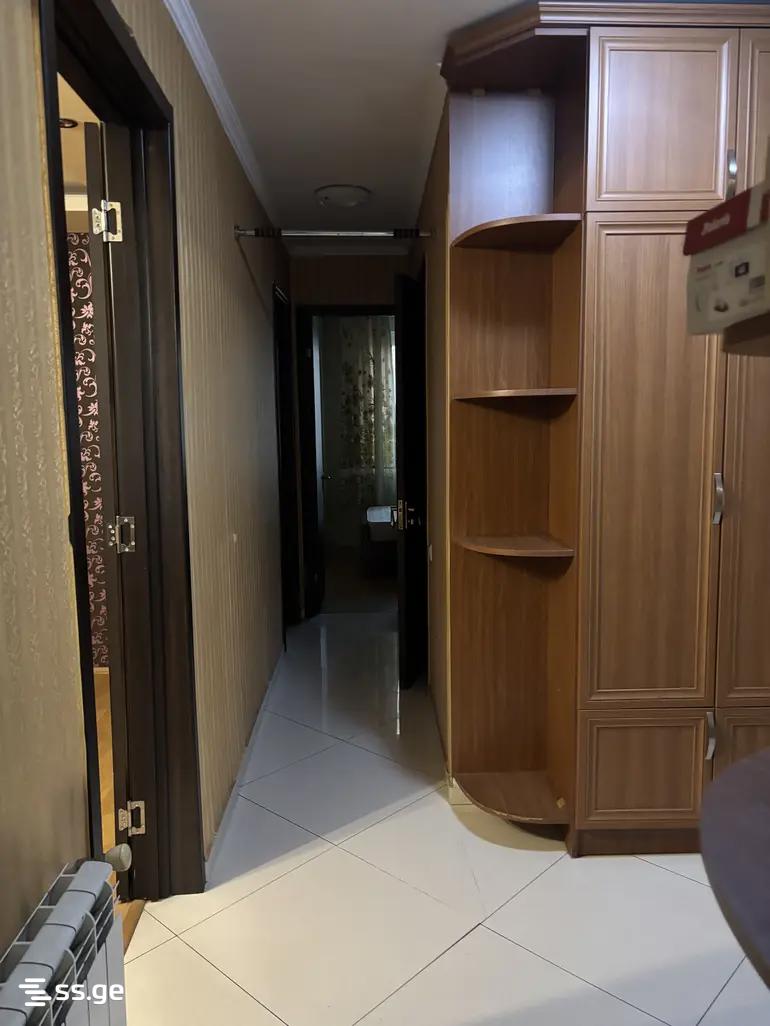 3 room Flat For Rent. Isani - Więcej
