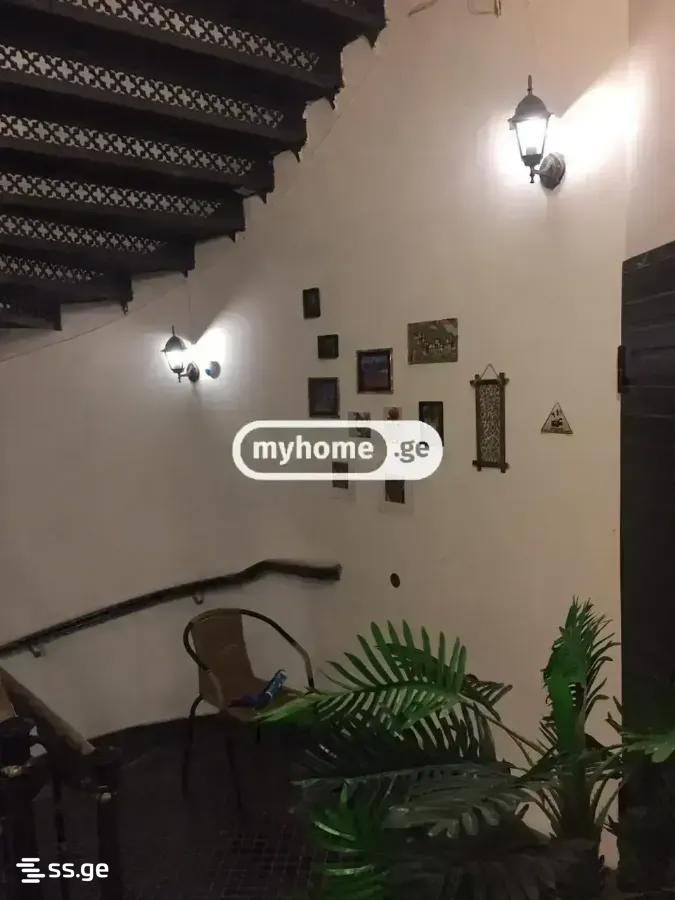 8 Room Hotel For Rent. Chugureti view 38
